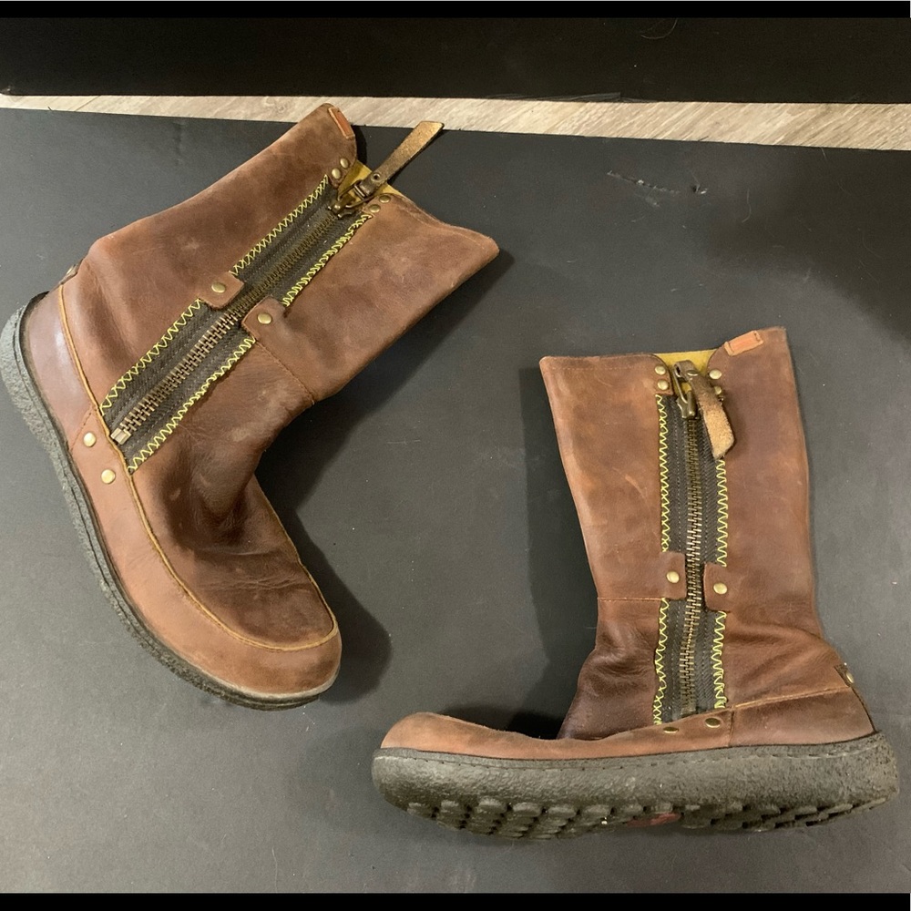 Camper booties size 37